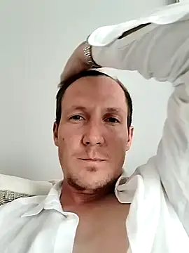 Snapshot of TheSouthernKing chatting on 12-28-24, 12:03 TheSouthernKing online show from 12-28-24, 12:03