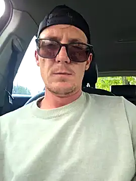 Snapshot of TheSouthernKing chatting on 09-26-25, 12:31 TheSouthernKing online show from 09-26-25, 12:31