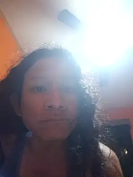 miicheele32 online show from 10-12-25, 07:40