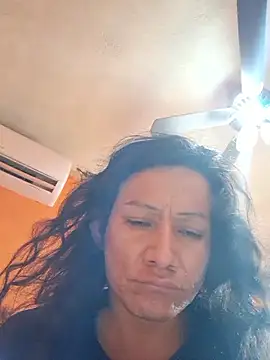 miicheele32 online show from 10-12-25, 07:46