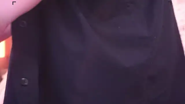 Charming Daphny online show from 03-07-25, 08:23