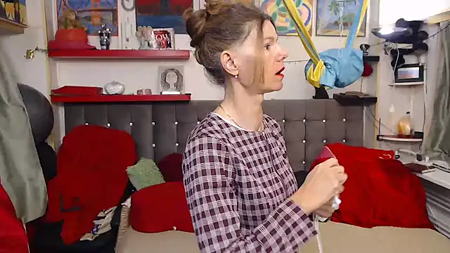 kellyterapy online show from 10-04-25, 01:14