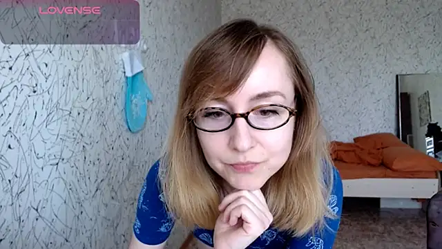 Athena Richards online show from 05-19-26, 09:48
