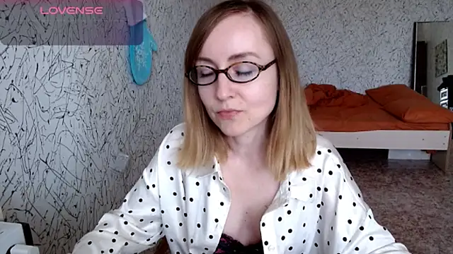 Athena Richards online show from 05-31-26, 10:22
