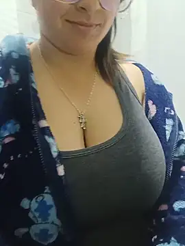  Angelinaandrade  online show from 06-20-26, 01:09