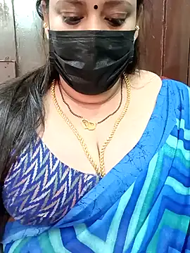 Snapshot of ashikaa_r chatting on 01-24-25, 07:51 ashikaa r online show from 01-24-25, 07:51