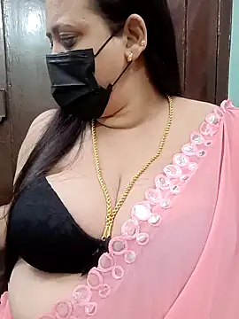 Snapshot of ashikaa_r chatting on 01-26-25, 04:30 ashikaa r online show from 01-26-25, 04:30