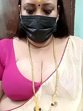 Snapshot of ashikaa_r chatting on 02-11-25, 02:57 ashikaa r online show from 02-11-25, 02:57