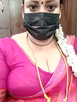 Snapshot of ashikaa_r chatting on 02-19-25, 07:50 ashikaa r online show from 02-19-25, 07:50