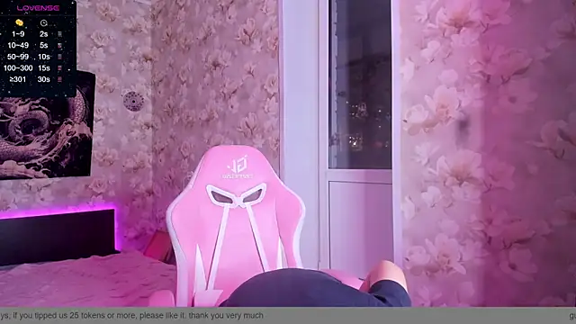 Snapshot of Kai-Gerda6 chatting on 12-25-24, 04:43 Kai-Gerda6 online show from 12-25-24, 04:43