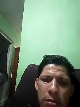 Snapshot of Alonsomadeira chatting on 09-09-25, 11:59 Alonsomadeira online show from 09-09-25, 11:59