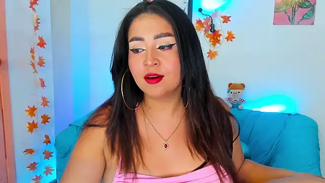 Snapshot of LiahDiaz chatting on 01-24-25, 02:28 LiahDiaz online show from 01-24-25, 02:28