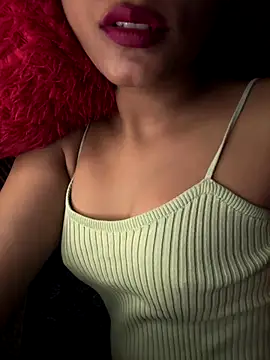 Snapshot of Hot_Goldengirl chatting on 10-02-25, 11:23 Hot Goldengirl online show from 10-02-25, 11:23