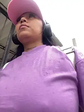 Snapshot of luisa16xxx chatting on 01-17-25, 01:13 luisa16xxx online show from 01-17-25, 01:13