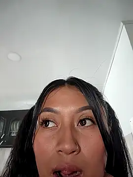 Snapshot of luisa16xxx chatting on 10-15-25, 07:25 luisa16xxx online show from 10-15-25, 07:25