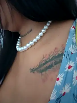 luisa16xxx online show from 04-15-26, 08:31