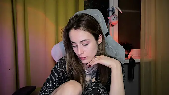 Snapshot of aviva_faith chatting on 12-13-24, 01:15 aviva faith online show from 12-13-24, 01:15