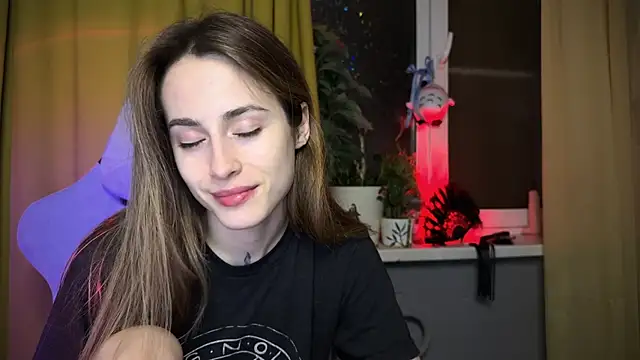 Snapshot of aviva_faith chatting on 12-19-24, 11:57 aviva faith online show from 12-19-24, 11:57