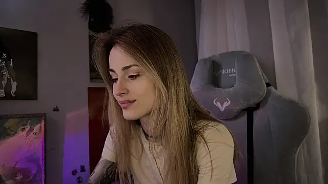 Snapshot of aviva_faith chatting on 03-03-25, 10:20 aviva faith online show from 03-03-25, 10:20