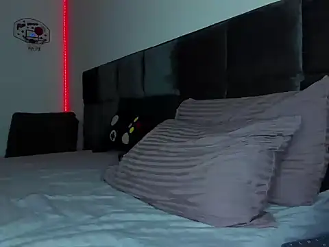 Snapshot of Alexander_Martines chatting on 11-11-25, 01:16 Alexander Martines online show from 11-11-25, 01:16