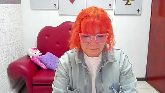 Snapshot of Salomeediaz_ chatting on 05-11-26, 09:12 Salomeediaz online show from 05-11-26, 09:12