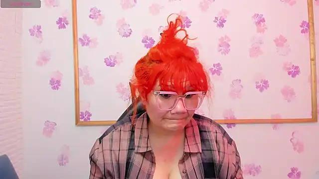 Snapshot of Salomeediaz_ chatting on 05-22-26, 09:09 Salomeediaz online show from 05-22-26, 09:09