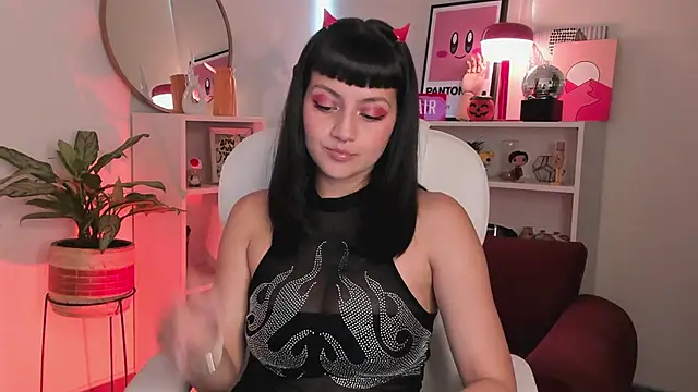 nahiapaws online show from 10-31-25, 07:48