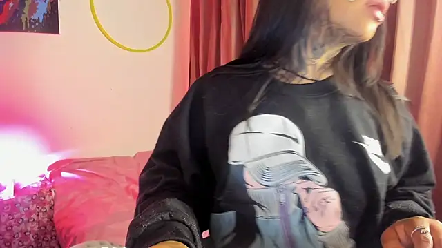 Snapshot of nicole_volkov chatting on 01-28-25, 03:36 nicole volkov online show from 01-28-25, 03:36