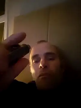 Snapshot of Dorset8360 chatting on 12-17-25, 10:27 Dorset8360 online show from 12-17-25, 10:27