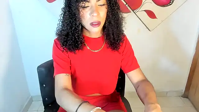 naomiwildburn online show from 06-25-26, 08:13