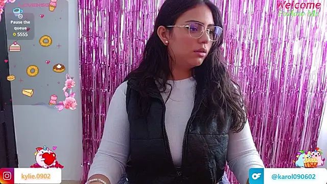 Snapshot of karol_9 chatting on 02-22-25, 09:48 karol 9 online show from 02-22-25, 09:48