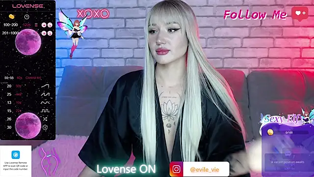 Eva Evile online show from 12-22-24, 11:44