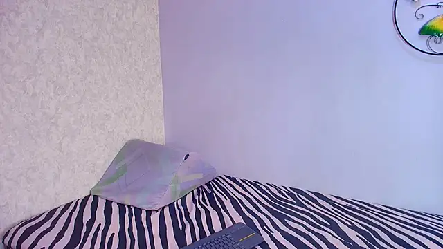 Chantal taylor  online show from 11-21-25, 12:04