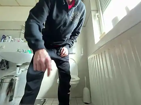 Snapshot of Germankink chatting on 12-22-24, 09:55 Germankink online show from 12-22-24, 09:55