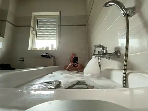 Snapshot of Germankink chatting on 12-31-24, 11:20 Germankink online show from 12-31-24, 11:20