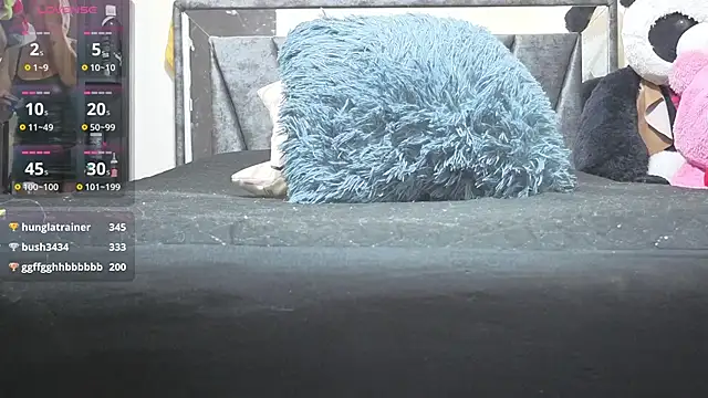 Hotsamantamature online show from 10-01-25, 10:16