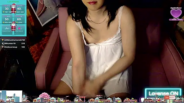 Snapshot of tashakaixxx chatting on 12-21-25, 03:19 tashakaixxx online show from 12-21-25, 03:19