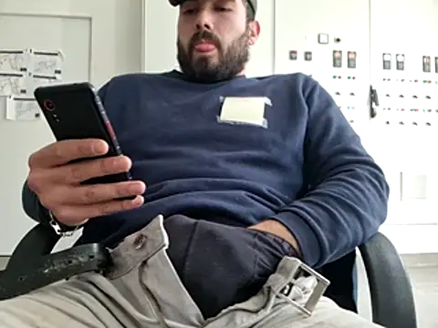 Leonormaldick online show from 02-06-26, 12:19