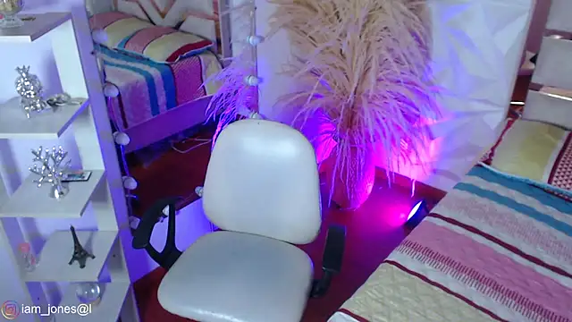 Jonesliam23 online show from 03-24-26, 07:19