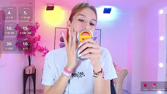 Snapshot of Tamara_slimx chatting on 11-14-25, 04:00 Tamara slimx online show from 11-14-25, 04:00