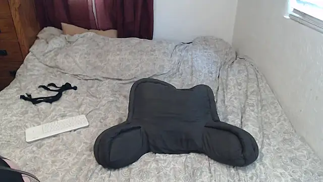 anja peach online show from 04-22-26, 04:30