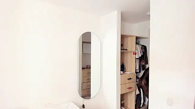 rose scottt online show from 11-29-25, 02:53