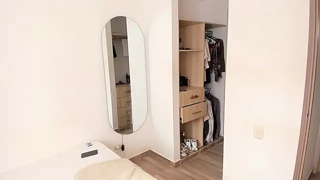 rose scottt online show from 01-15-26, 03:38