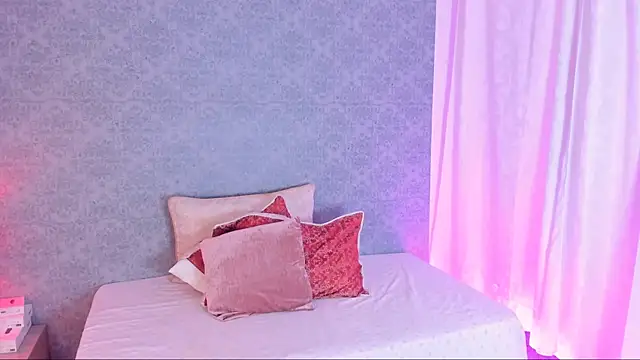 CatrinaRossi online show from 01-22-25, 08:06