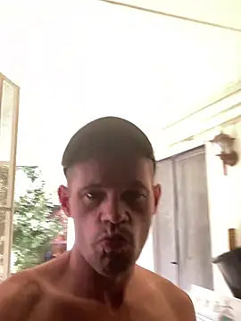 Snapshot of FrankieKentucky chatting on 02-27-25, 05:15 FrankieKentucky online show from 02-27-25, 05:15