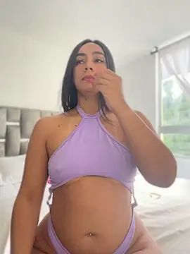 LauraCadwell online show from 04-21-26, 01:06