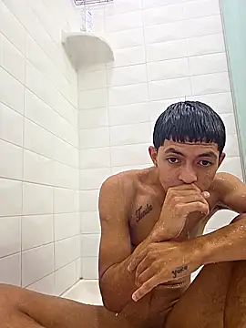 Snapshot of Yoko0381 chatting on 09-23-25, 03:20 Yoko0381 online show from 09-23-25, 03:20