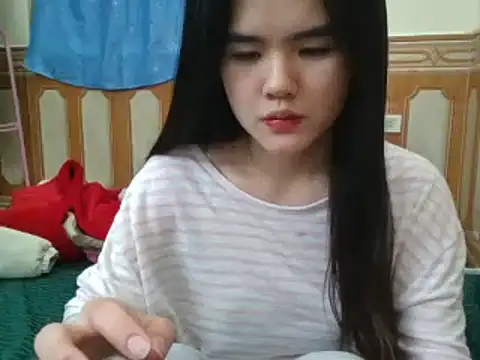 Yin-girl online show from 01-03-25, 11:57