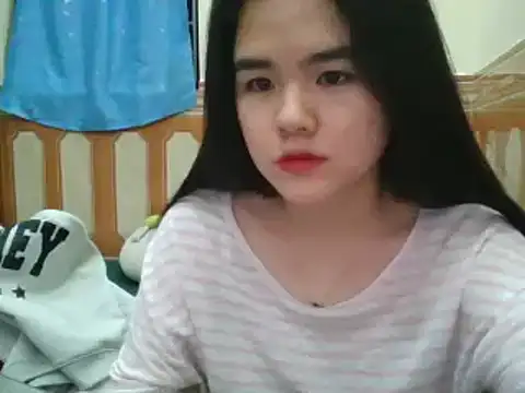 Yin-girl online show from 01-11-25, 11:45