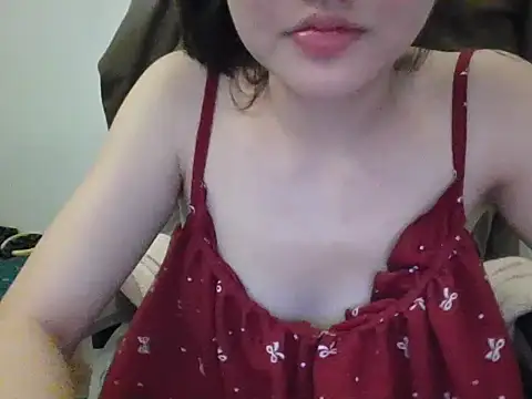 Yin-girl online show from 09-15-25, 05:57